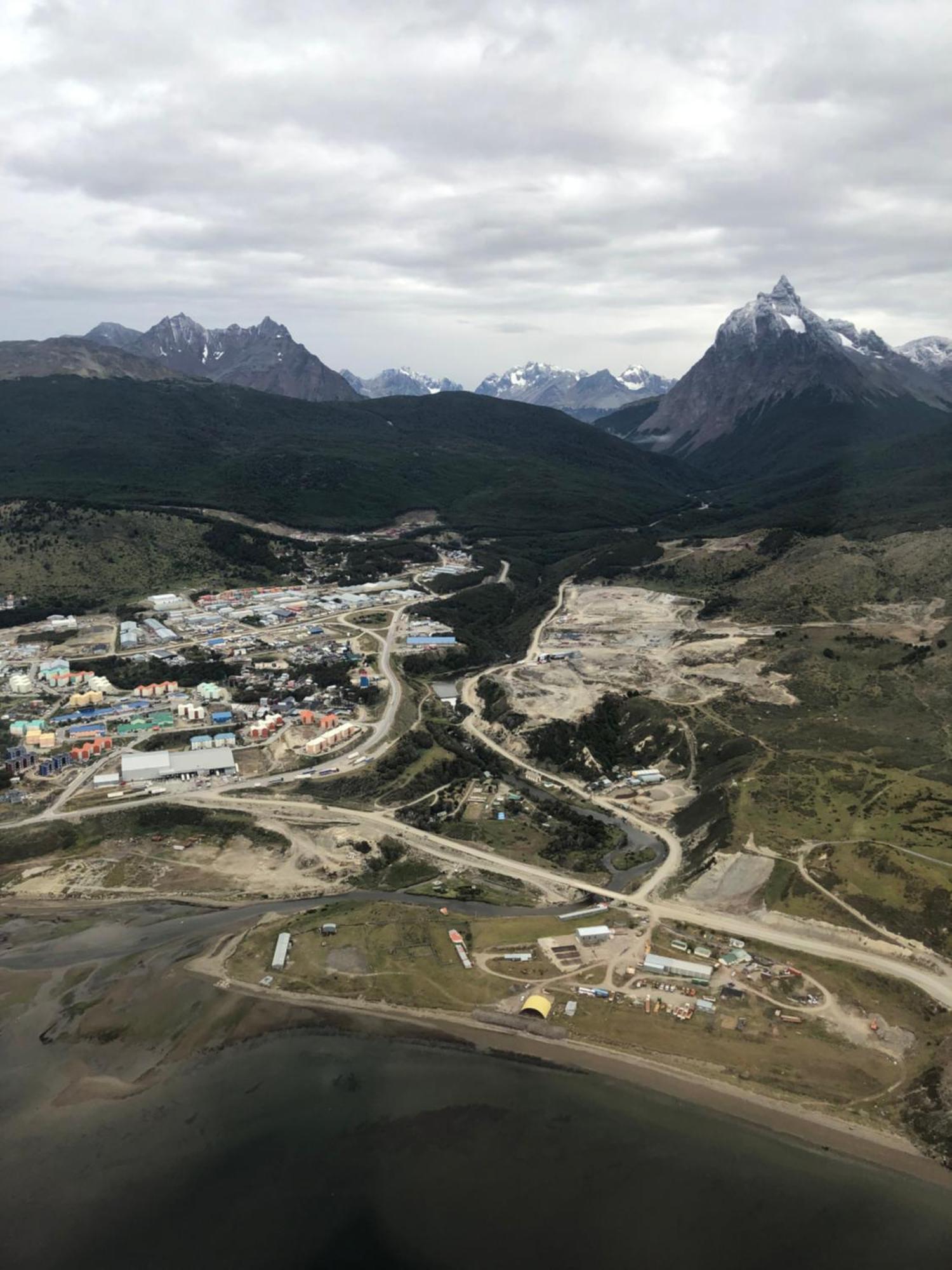 Mirando Al Canal Ushuaia Exteriör bild