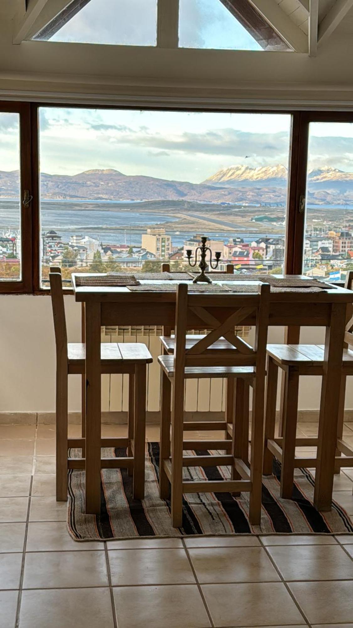 Mirando Al Canal Ushuaia Exteriör bild